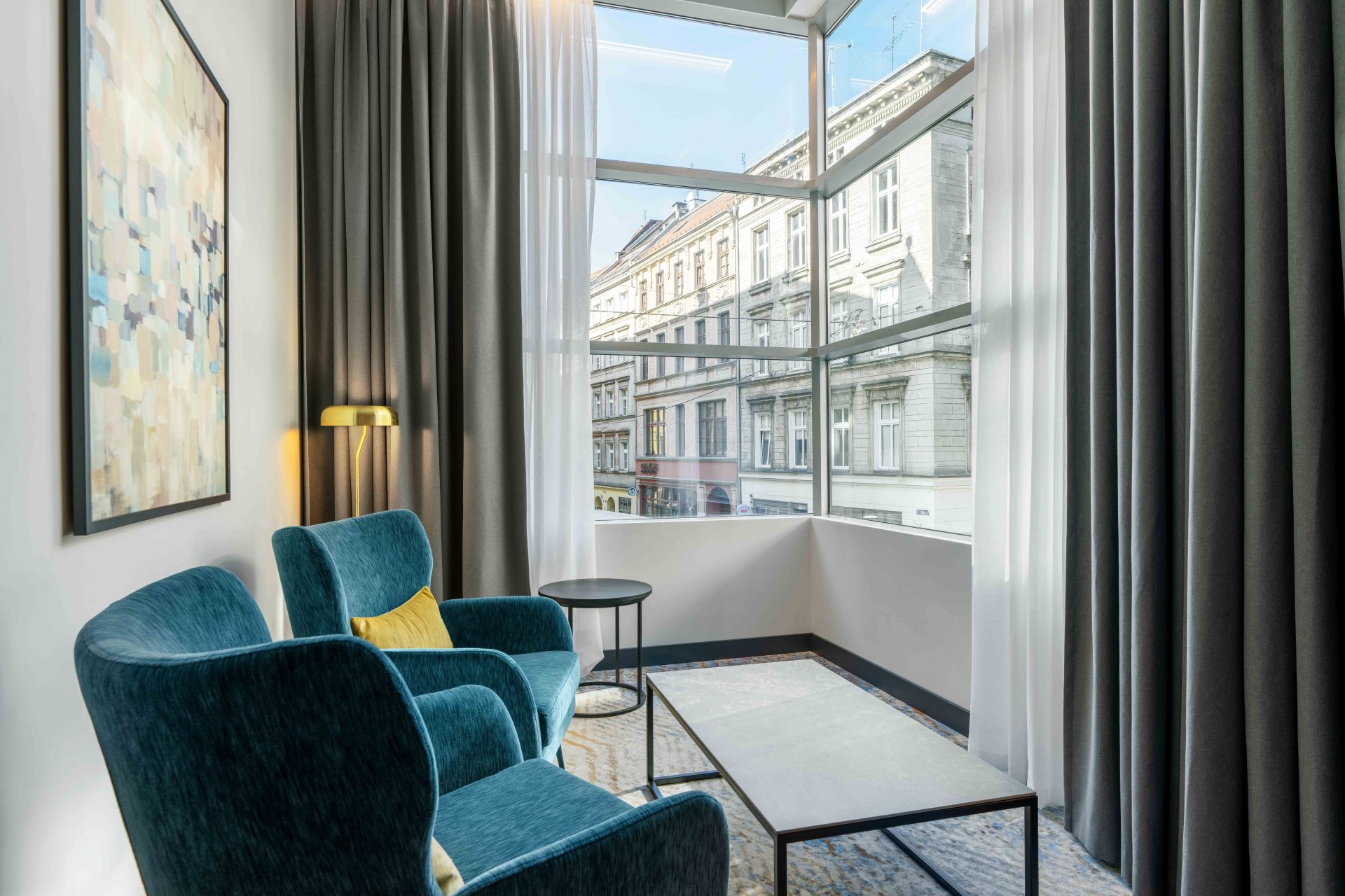 Business King Room