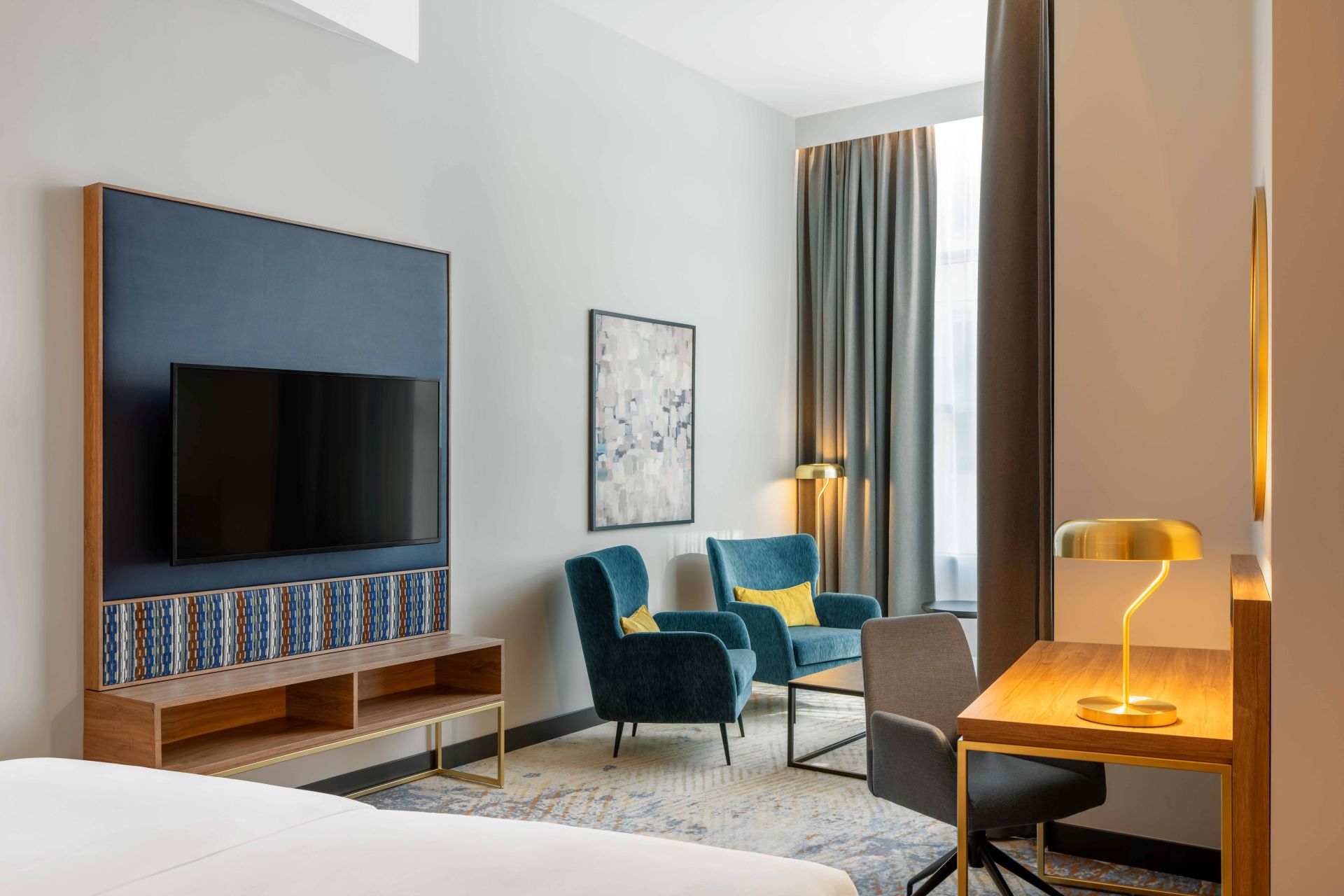 Business King Room
