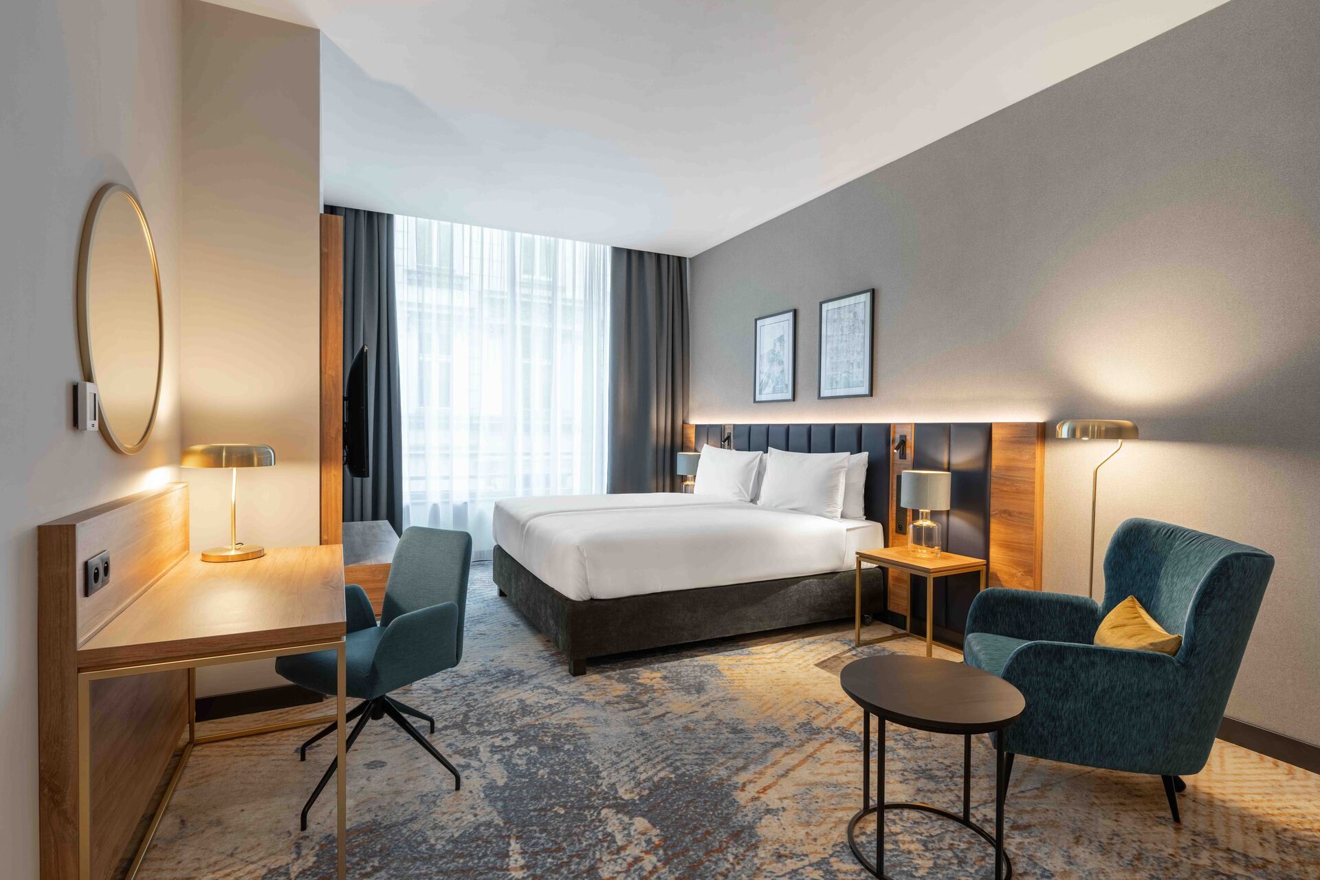 Deluxe Suite