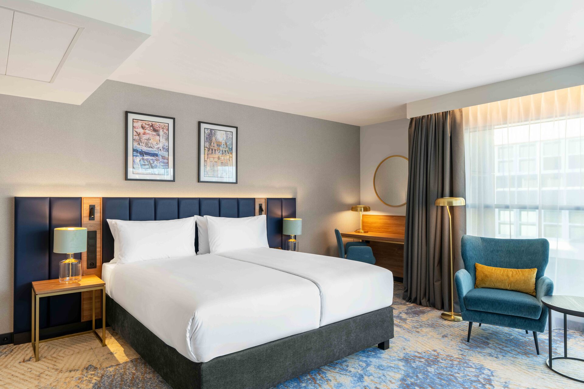 Deluxe Suite